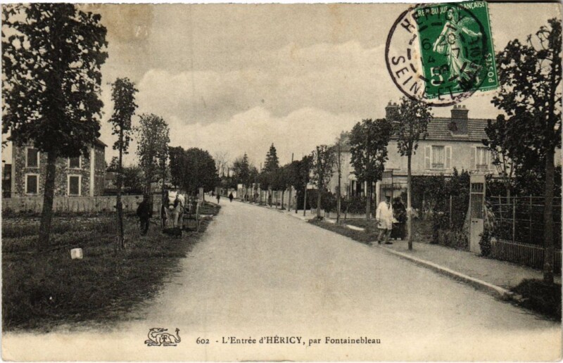 Carte postale ancienne Hericy Entree