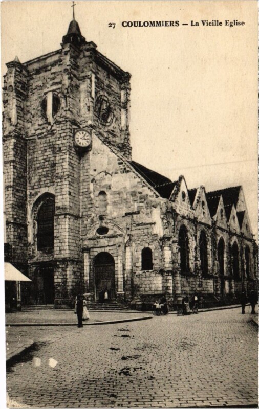 Carte postale ancienne Coulommiers La Vieille Eglise à Coulommiers