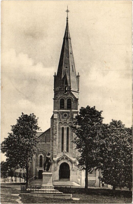 Carte postale ancienne Coulommiers Eglise Saint-Denis à Coulommiers