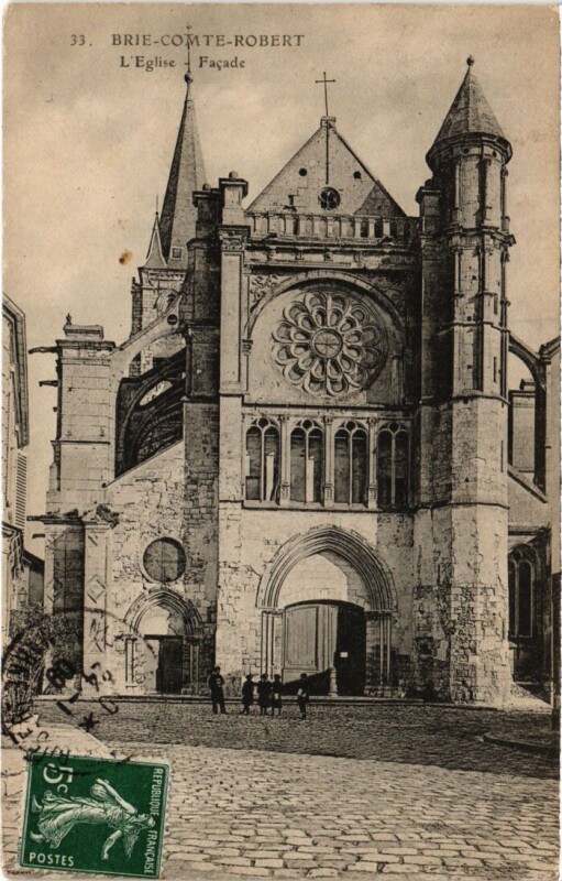 Carte postale ancienne Brie Comte Robert Eglise à Brie-Comte-Robert