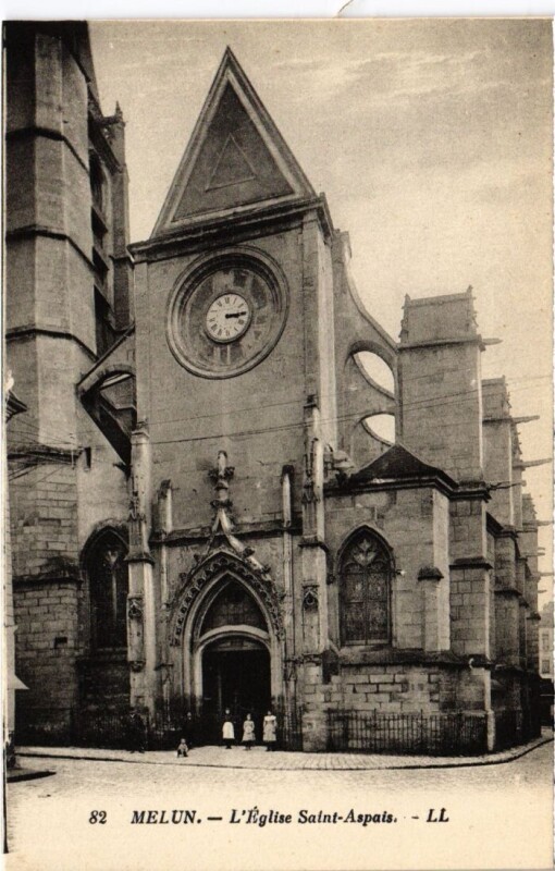 Carte postale ancienne Melun Eglise Saint-Aspais à Melun