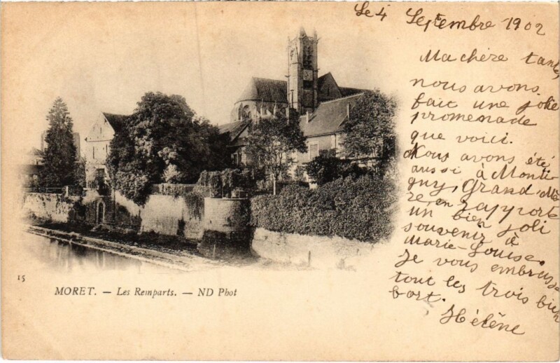 Carte postale ancienne Moret Les Remparts