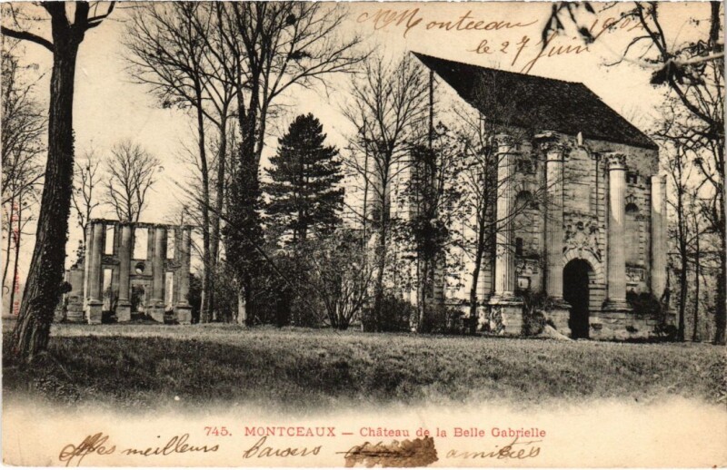 Carte postale ancienne Montceau Chateau de la Belle Gabrielle