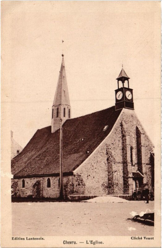 Carte postale ancienne Chevru Eglise à Chevru