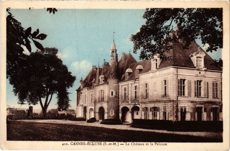 Carte postale ancienne Cannes Ecluse Le Chateau et la Pelouse