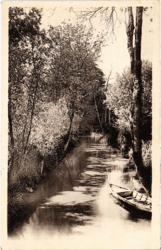 Carte postale ancienne Esbly Un coin du Morin à Esbly