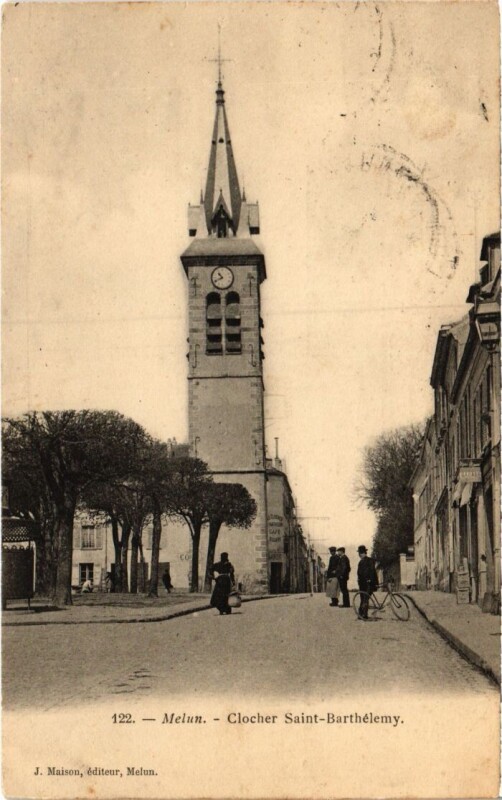 Carte postale ancienne Melun Clocher Saint-Barthelemy à Melun