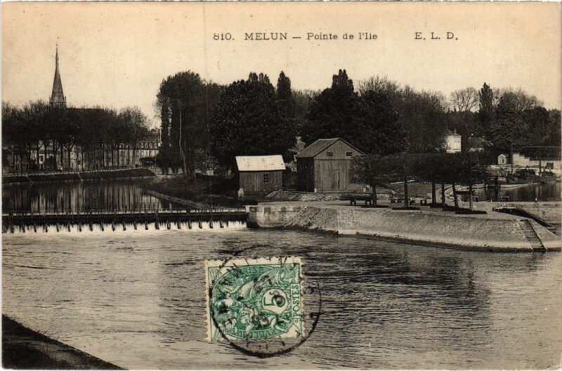 Carte postale ancienne Melun Pointe de l'Ile à Melun