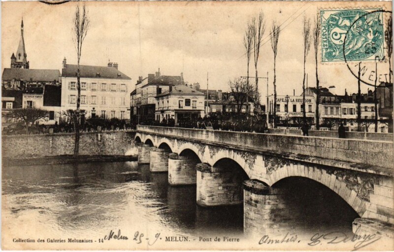 Carte postale ancienne Melun Pont de Pierre à Melun