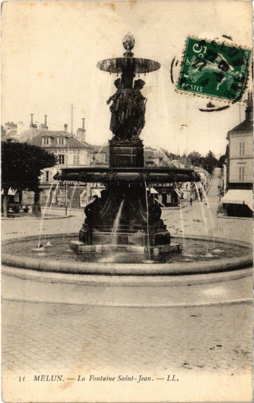 Carte postale ancienne Melun Fontaine Saint-Jean à Melun