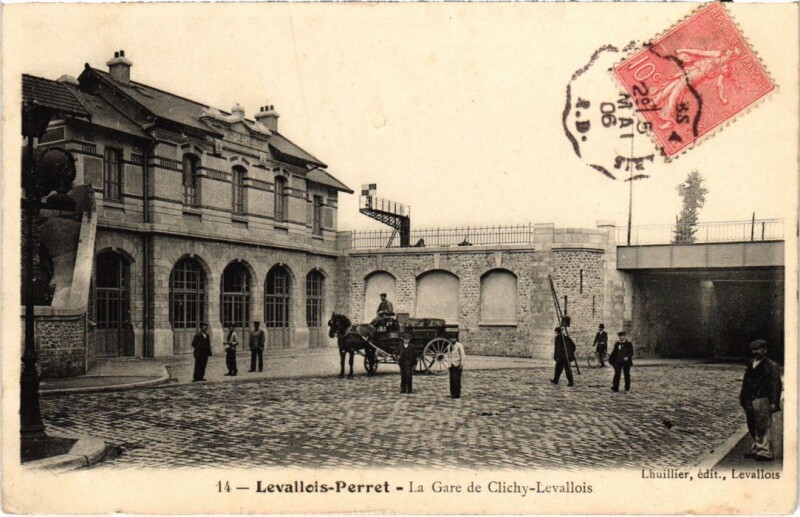 Carte postale ancienne Levallois Perret La Gare de Clichy Levallois à Levallois-Perret