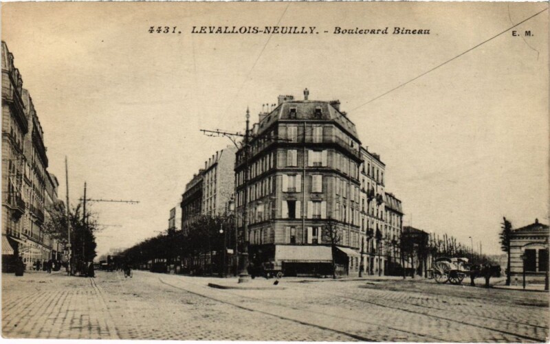 Carte postale ancienne Levallois Perret Boulevard Bineau à Levallois-Perret