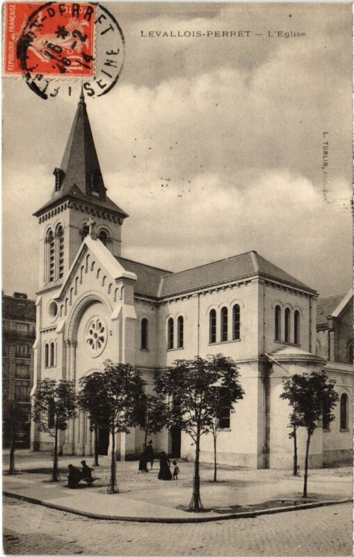 Carte postale ancienne Levallois Perret Eglise à Levallois-Perret