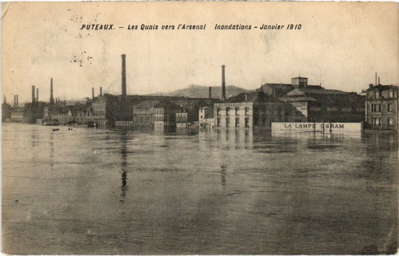 Carte postale ancienne Puteaux Les Quais vers l'Arsenal à Puteaux