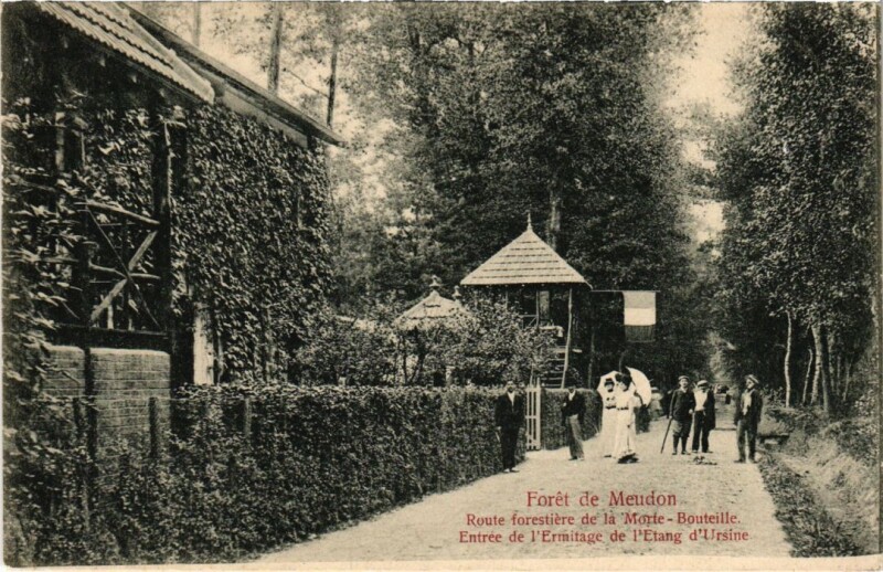Carte postale ancienne Meudon Route forestiere de la Morte Bouteille à Meudon