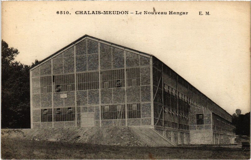 Carte postale ancienne Meudon Le Nouveau Hangar à Meudon