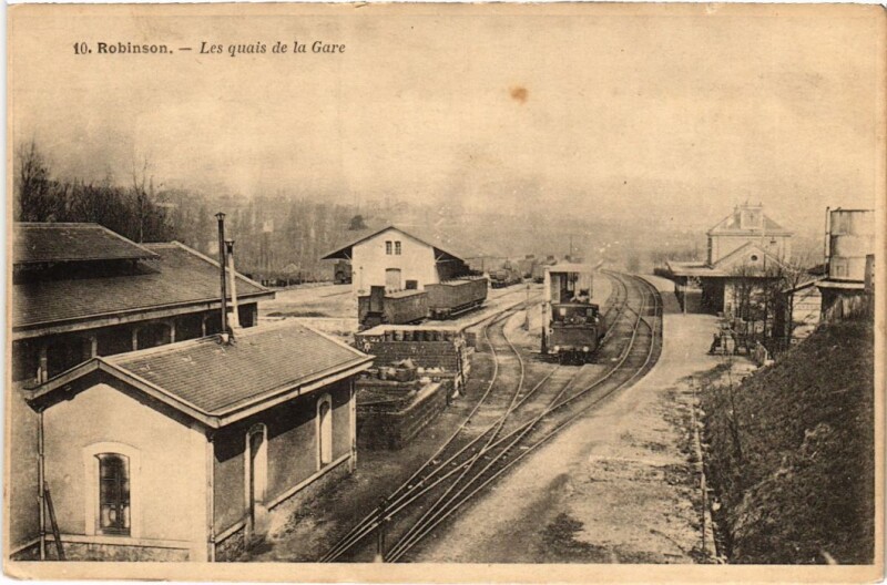 Carte postale ancienne Robinson Les quais de la gare