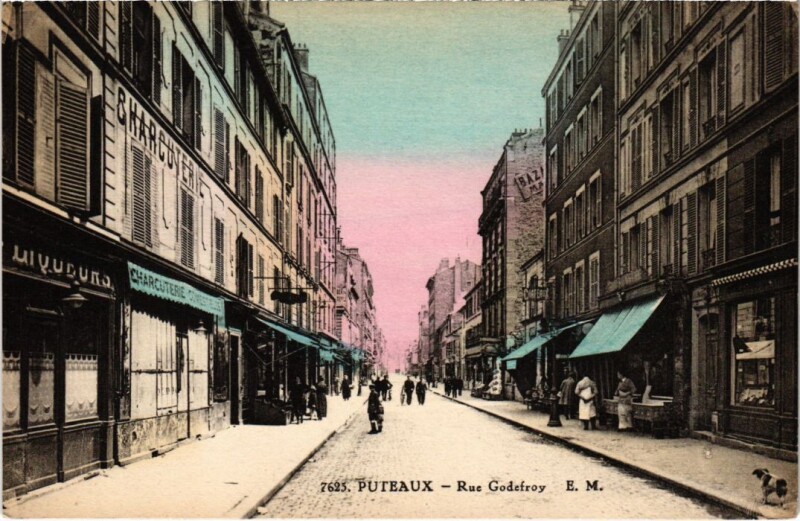 Carte postale ancienne Puteaux Rue Godefroy à Puteaux