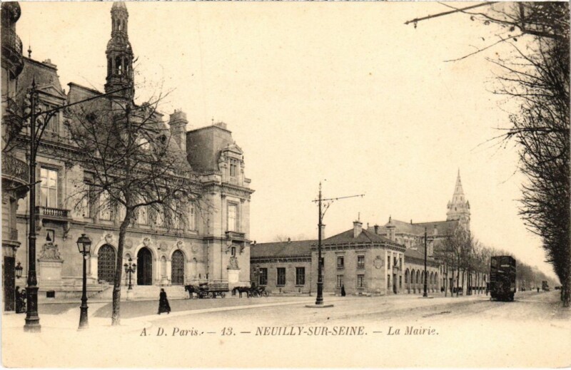 Carte postale ancienne Neuilly La Mairie