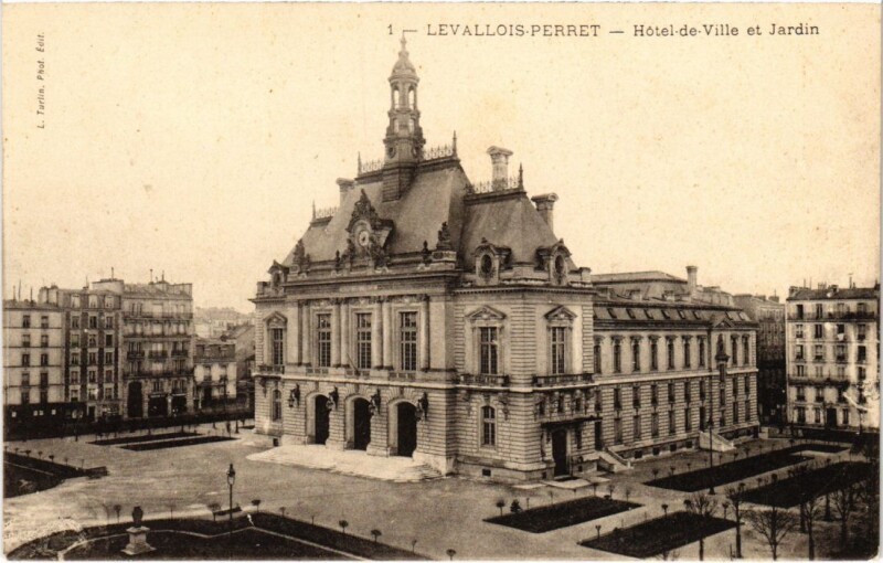 Carte postale ancienne Levallois Perret Hotel de Ville et Jardin à Levallois-Perret
