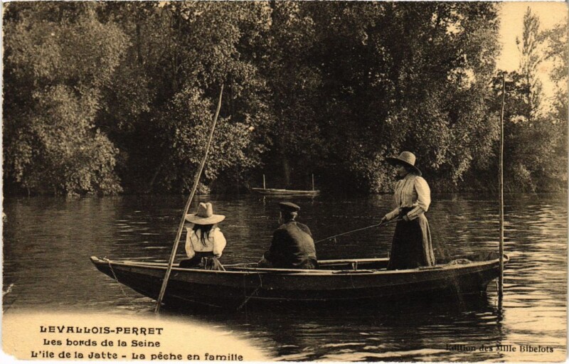 Carte postale ancienne Levallois Perret Les bords de la Seine Ile de la Jatte à Levallois-Perret