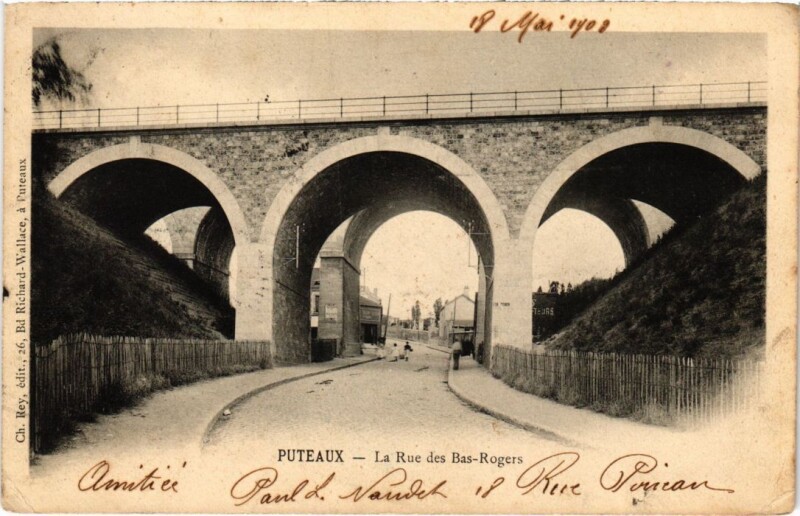 Carte postale ancienne Puteaux Rue des Bas Rogers à Puteaux