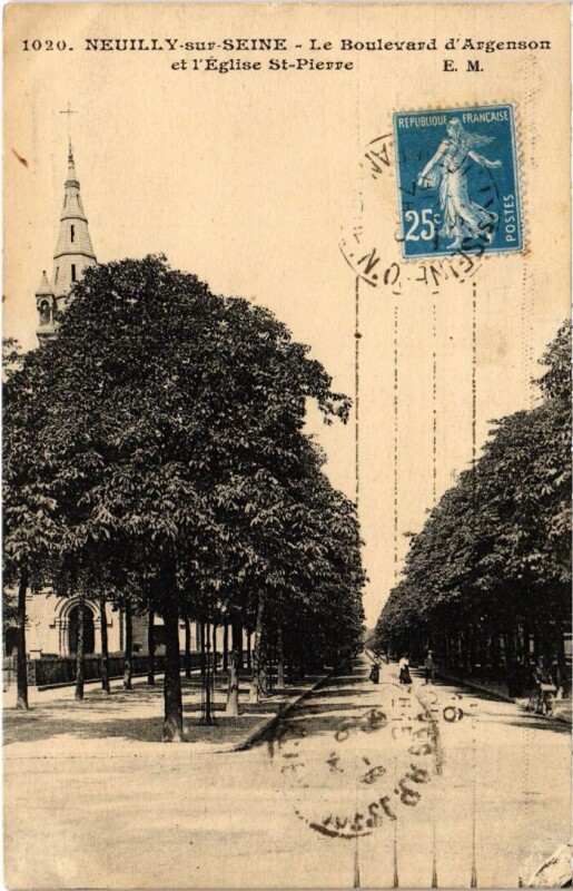 Carte postale ancienne Neuilly Bouevard d'Argenson et Eglise Saint-Pierre