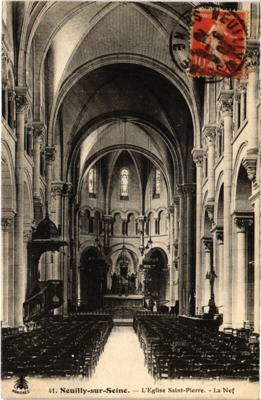 Carte postale ancienne Neuilly Eglise Saint-Pierre La Nef