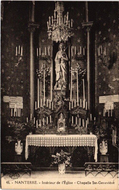 Carte postale ancienne Nanterre Interieur de l'Eglise Chapelle Sainte-Genevieve à Nanterre