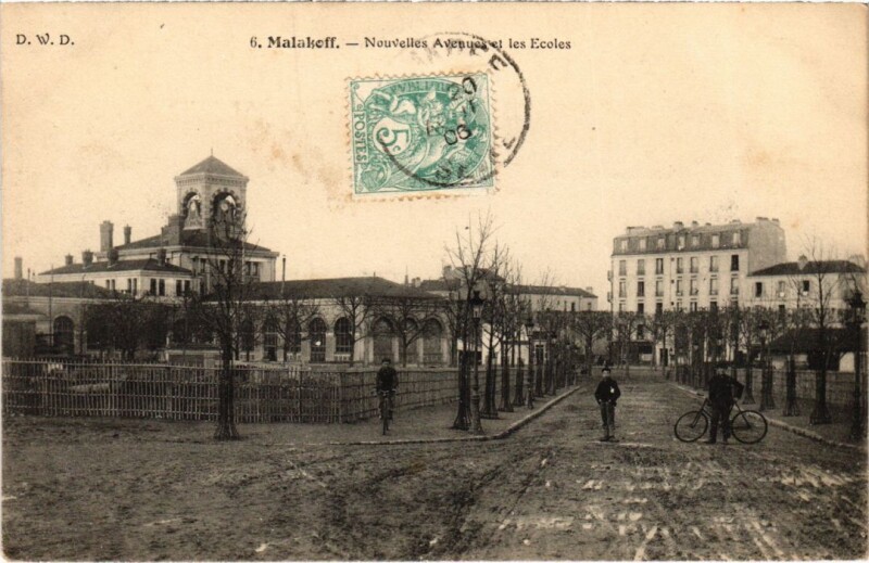 Carte postale ancienne Malakoff Nouvelles Avenue et les Ecoles à Malakoff