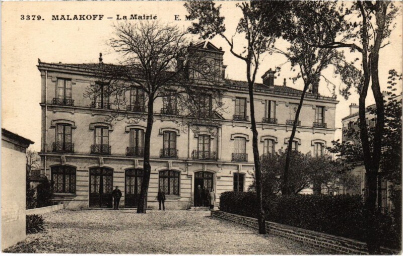 Carte postale ancienne Malakoff La Mairie à Malakoff