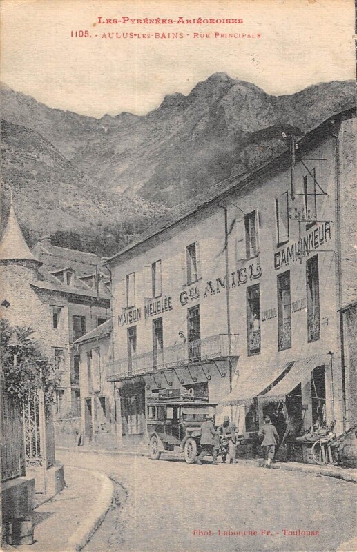 Carte postale ancienne Aulus Les Bains Rue Principale / Autobus à Aulus-les-Bains