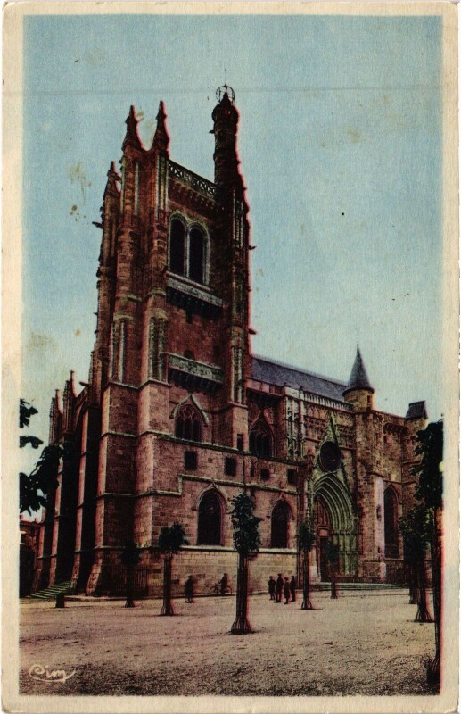 Carte postale ancienne Ambert L'Eglise à Ambert