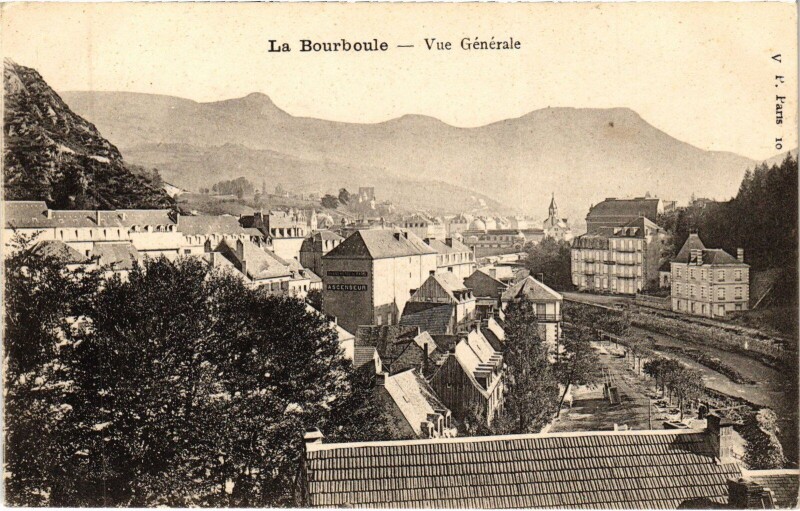 Carte postale ancienne La Bourboule Vue Generale à La Bourboule