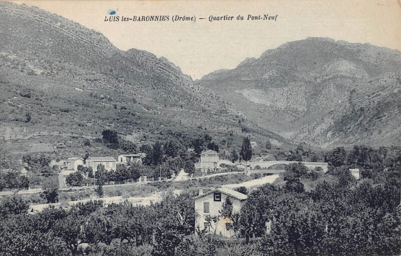 Carte postale ancienne Buis Les Baronies Quartier Du Pont Neuf