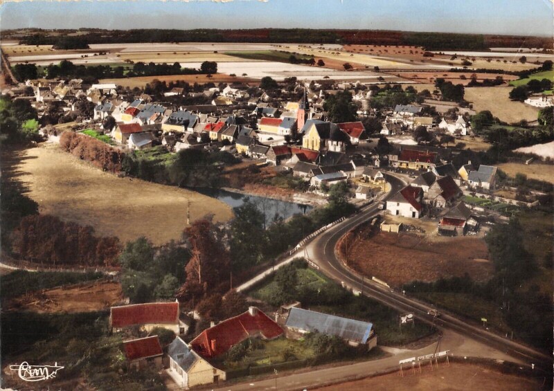 Carte postale ancienne Champrond Vue Aerienne