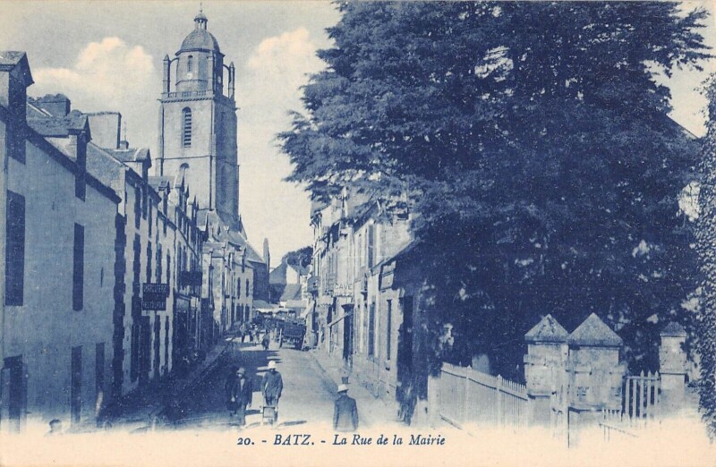 Carte postale ancienne Batz La Rue De La Mairie