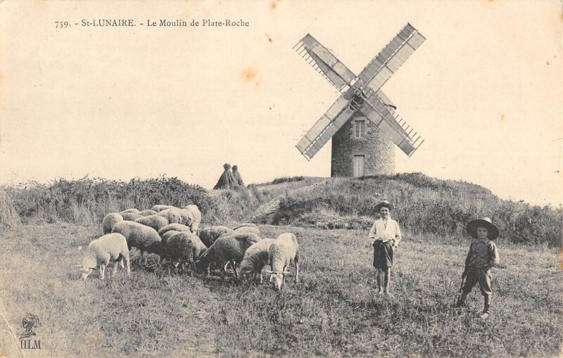 Carte postale ancienne Saint Lunaire Le Moulin De Plate Roche à Saint-Lunaire
