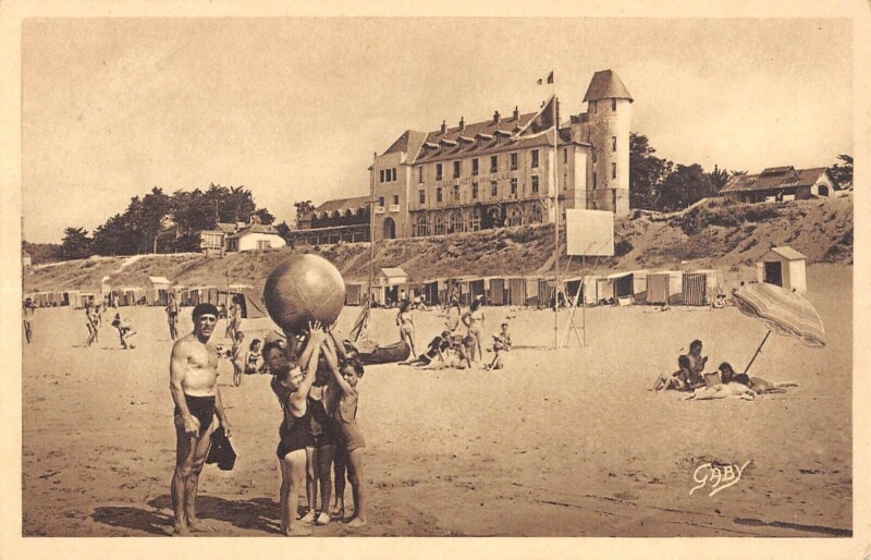 Carte postale ancienne Saint Brevin La Plage Et Le Casino