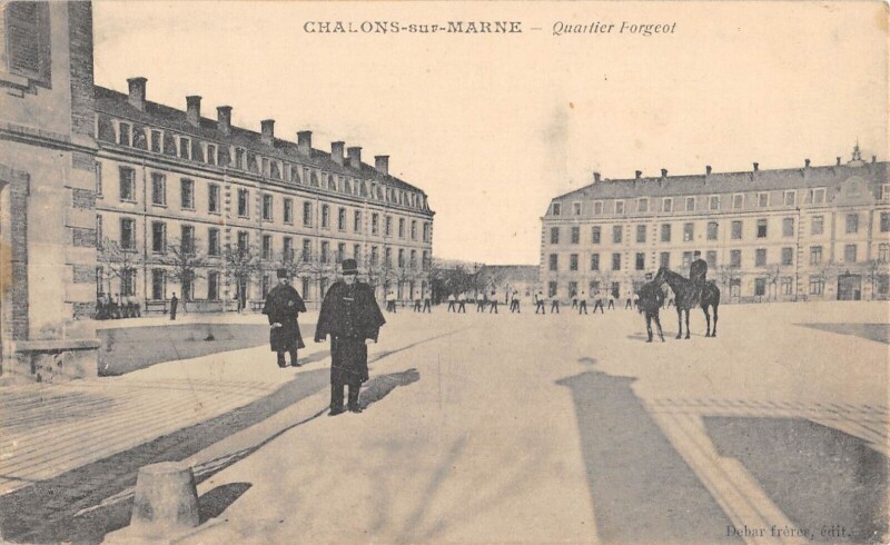 Carte postale ancienne Chalons Sur Marne Quartier Forgeot