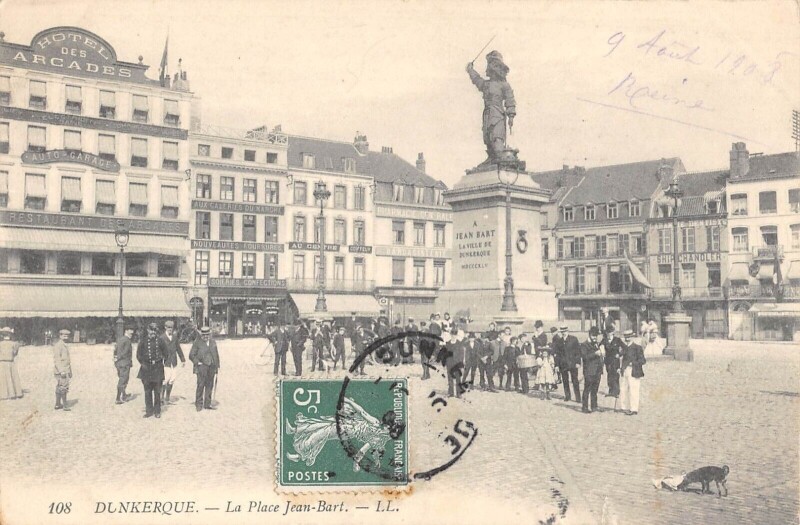 Carte postale ancienne Dunkerque Place Jean Bart à Dunkerque