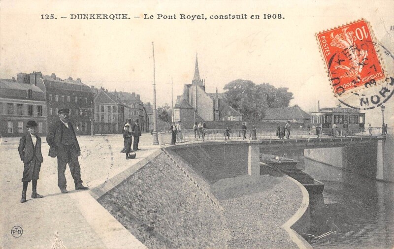 Carte postale ancienne Dunkerque Le Pont Royal à Dunkerque