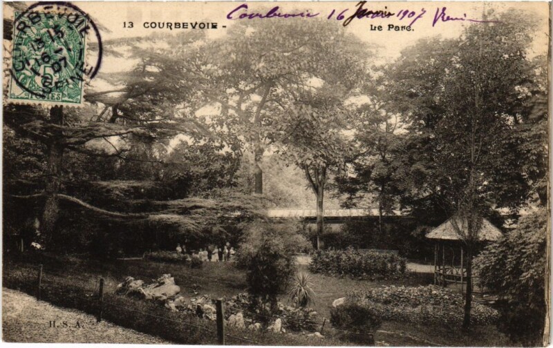Carte postale ancienne Courbevoie Le Parc à Courbevoie