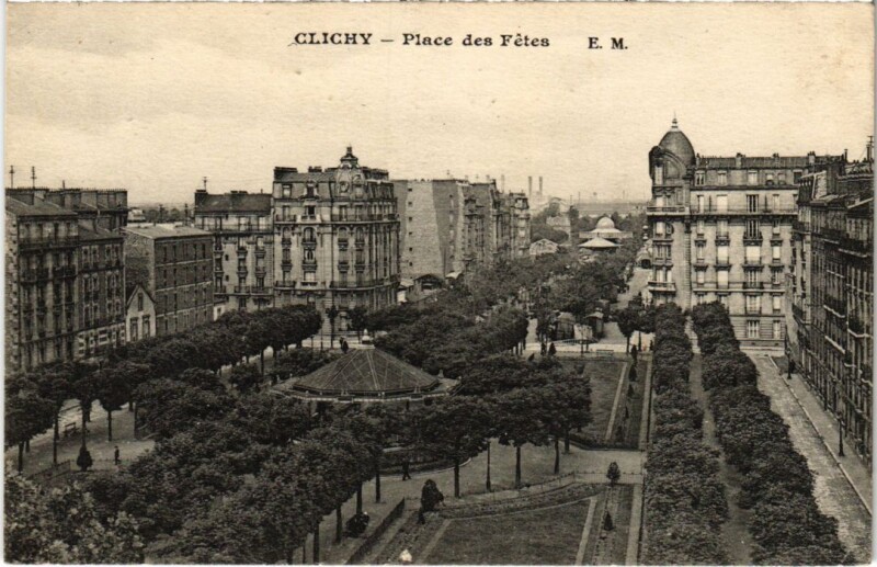 Carte postale ancienne Place des Fêtes à Clichy