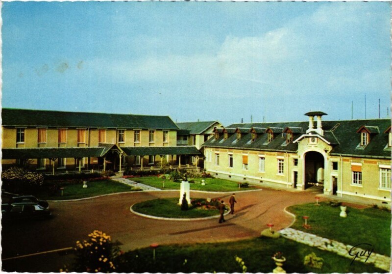 Carte postale ancienne Clamart Hopital Militaire Percy à Clamart