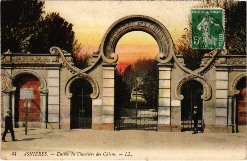 Carte postale ancienne Asnieres Cimetiere des Chiens entree