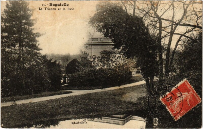 Carte postale ancienne Bois de Boulogne Le Trianon et le Parc