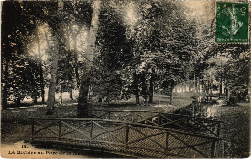 Carte postale ancienne Malmaison La Riviere au Parc