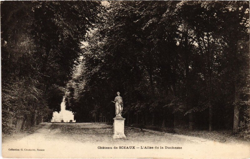 Carte postale ancienne Chateau de Sceaux Allee de la Duchesse à Sceaux