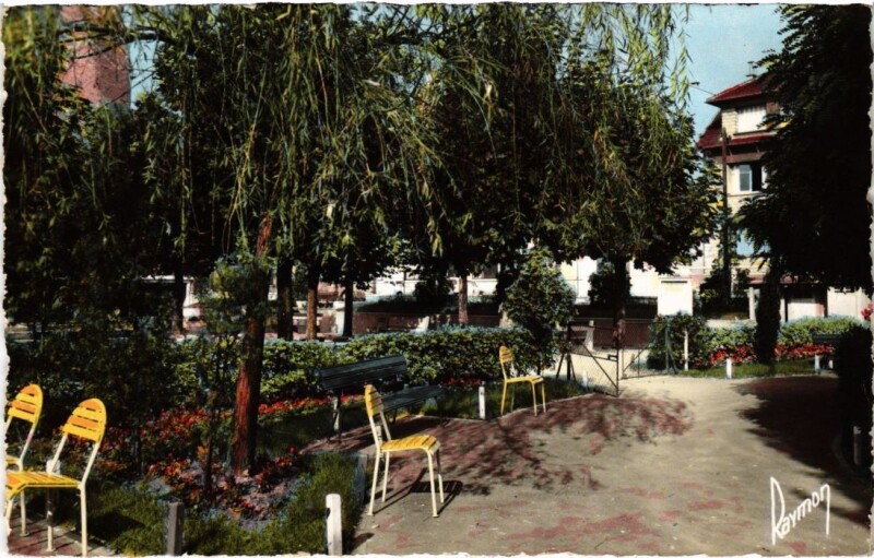 Carte postale ancienne La Garenne Colombes Le Square à Colombes